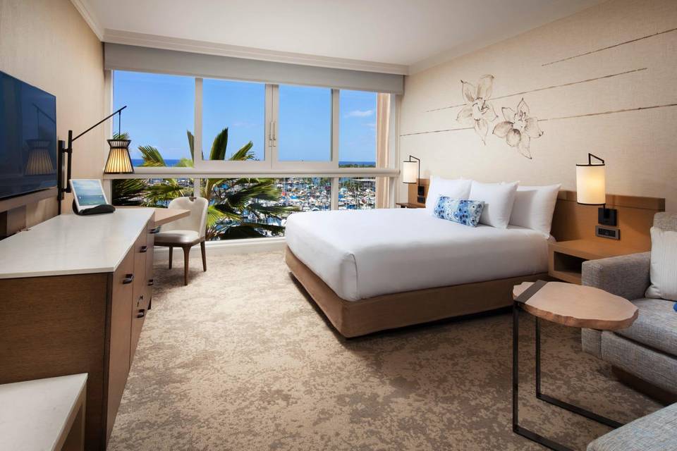 Ocean Front Harbor Guestroom