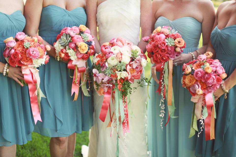 Matching bouquets