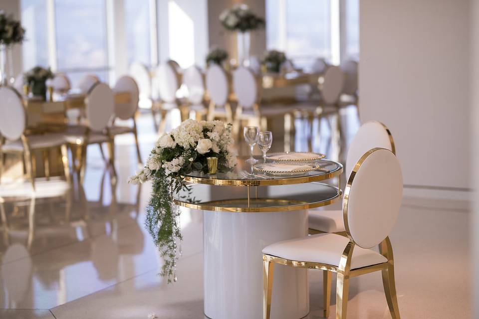 Table for the bride and groom