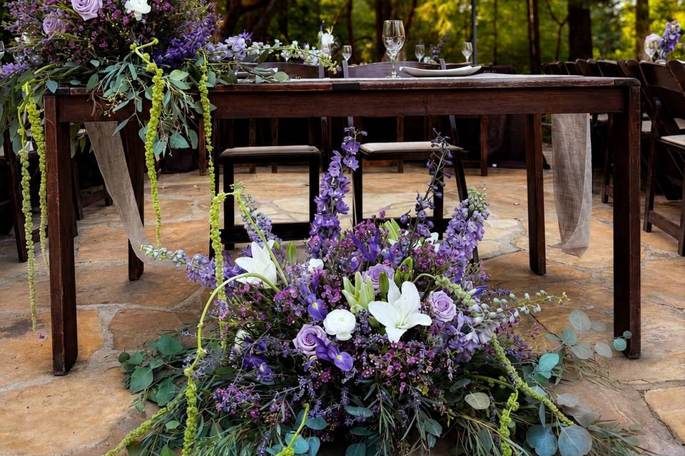Purple Sweetheart Table
