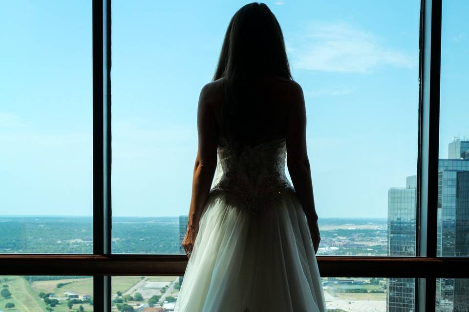 Bride overlooks downtown FW..