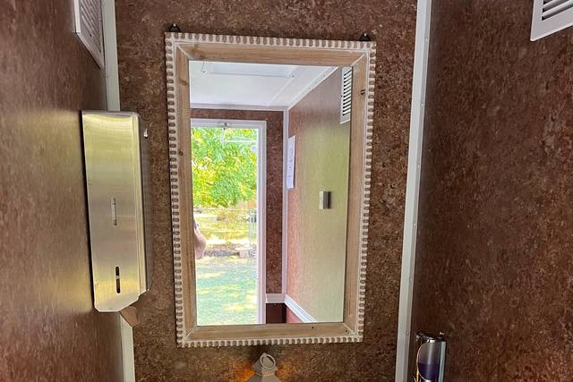 Privy Executive Restrooms and Event Rentals