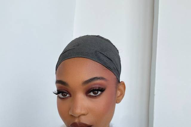 Burgundy Hues are a trend!