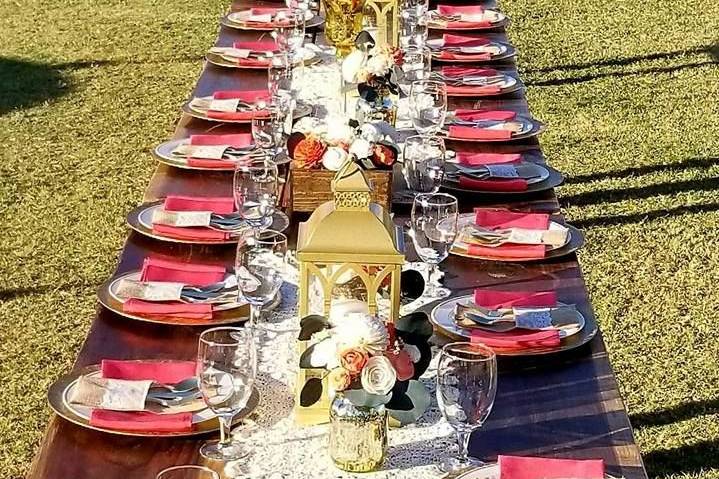 Head table setup