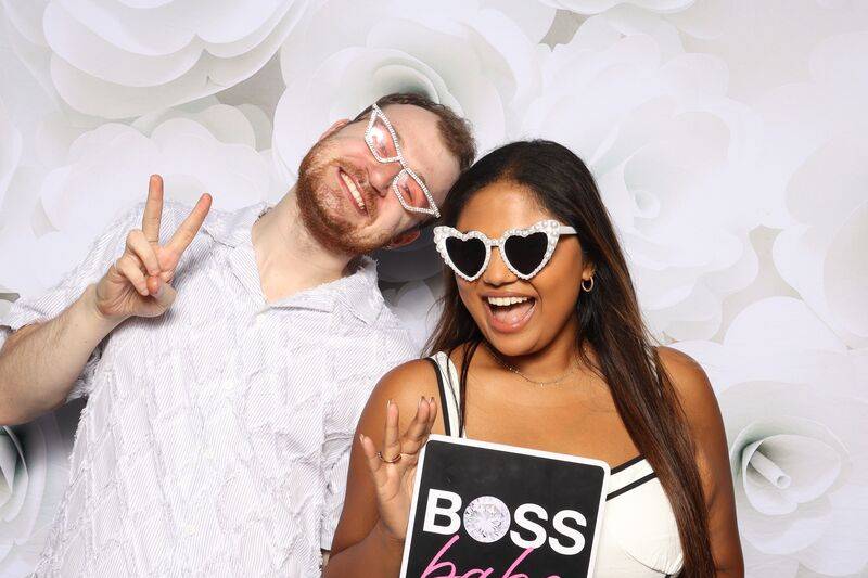 The Timeless Capture Booth Co.