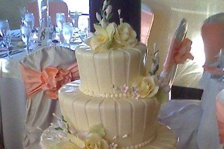 Elegant Cake Flowers Paragon Flowers