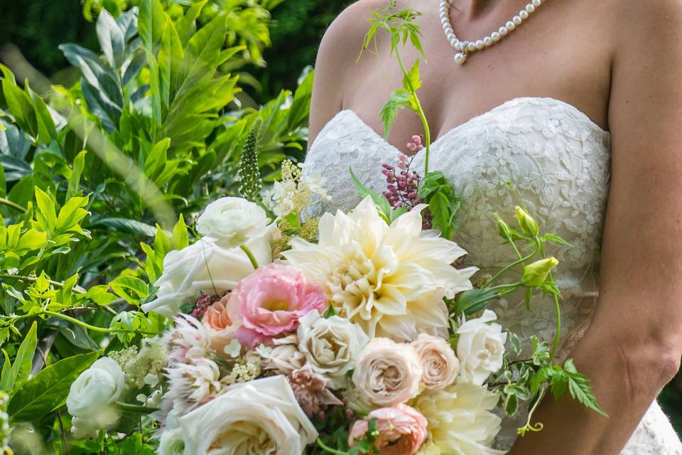 Flower arrangement