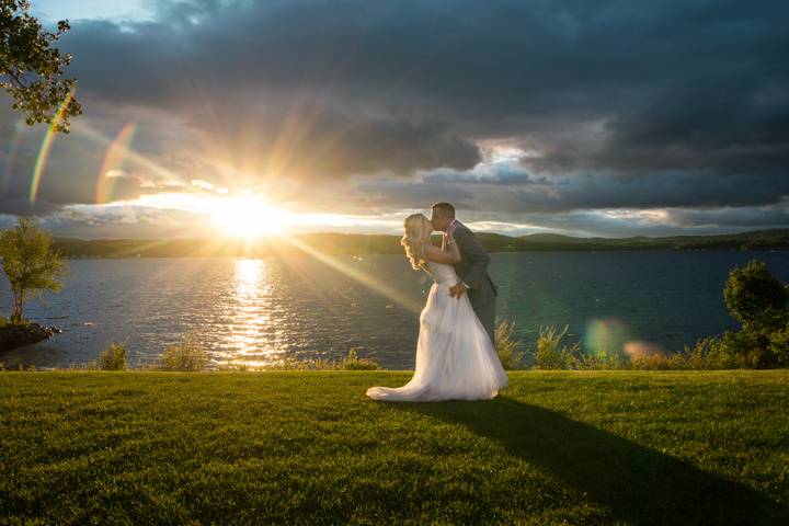 Kiss the Bride Photography