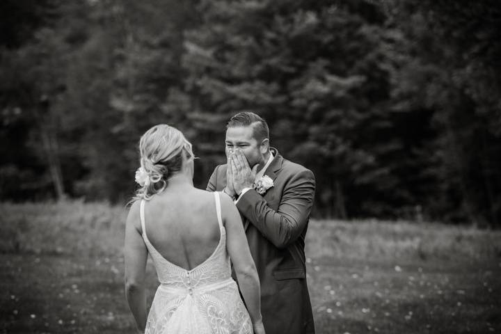 Kiss the Bride Photography