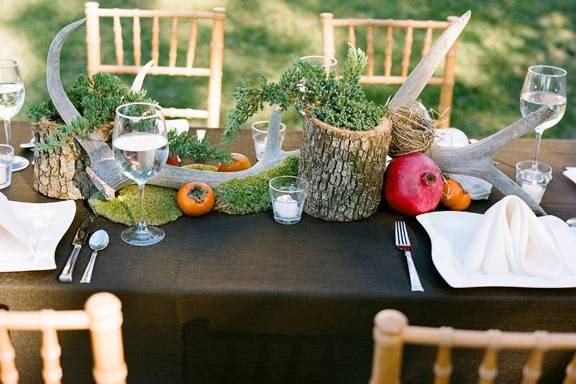 Green wedding centerpiece and table runner. Photo by La Dolce Vita Photo.