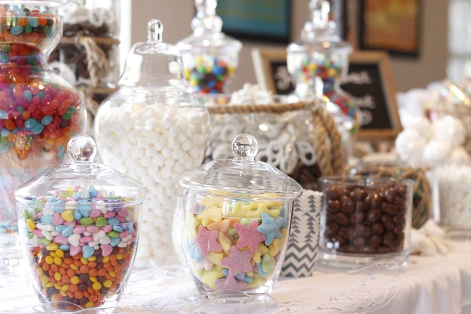 Candy station