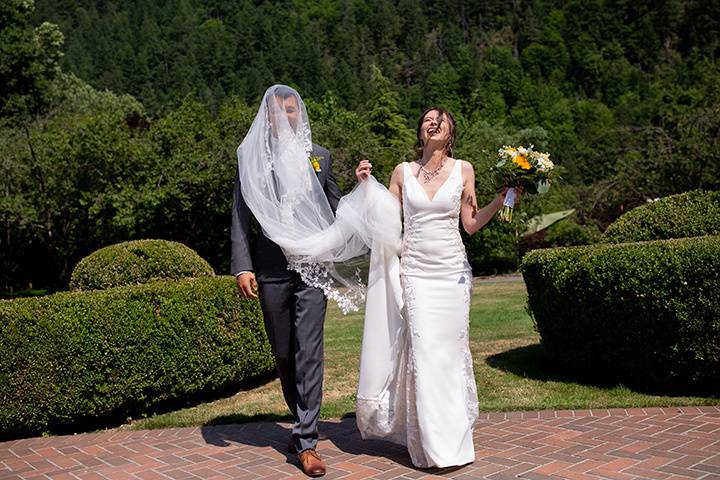 Silly Groom Vail