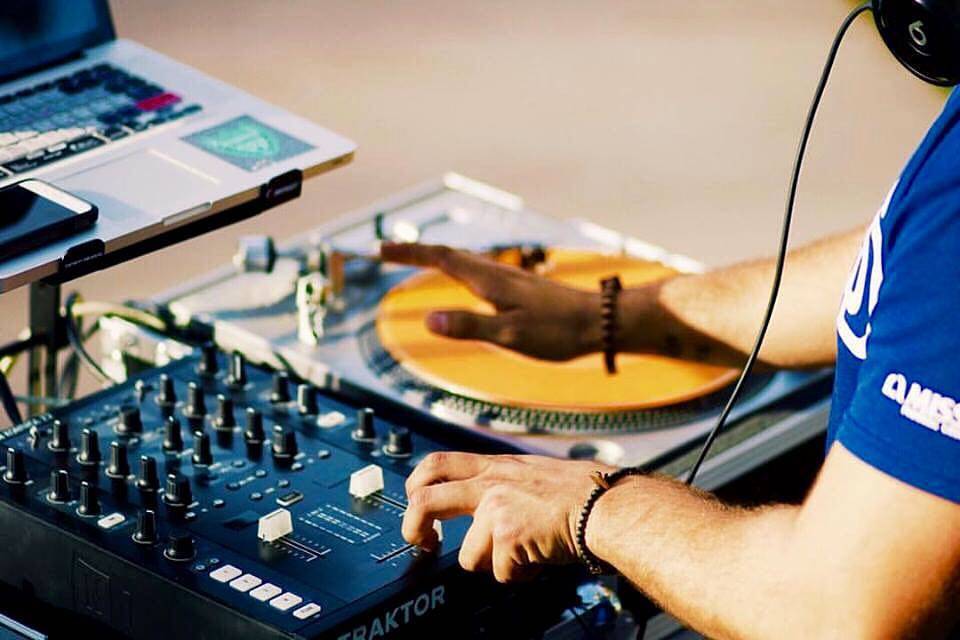 DJ C-RIZ