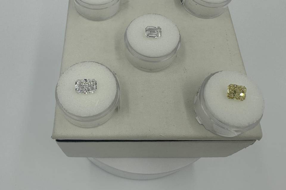 Loose Diamonds