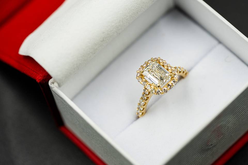 10k yellow gold Diamond Ring
