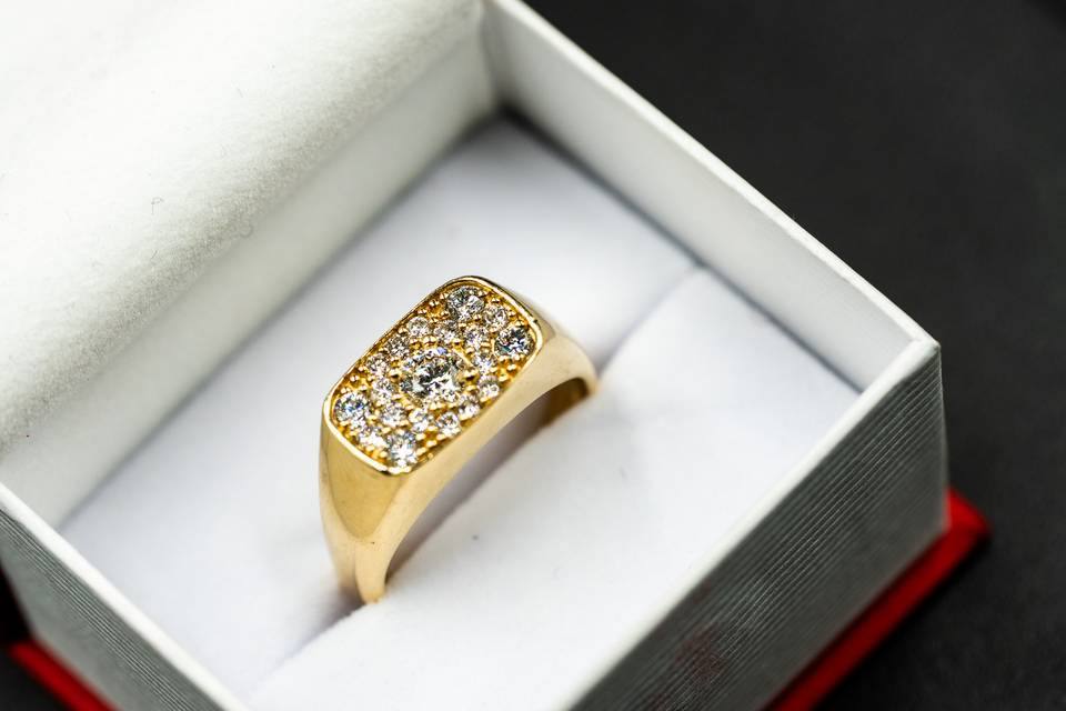 10k Yellow Gold Diamond Ring