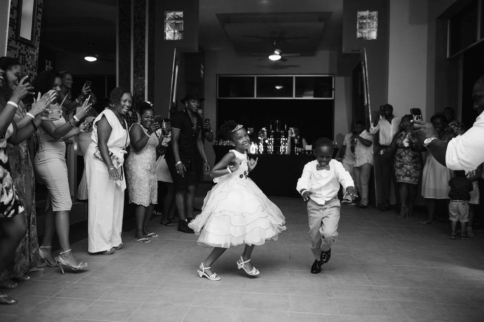 Kids dancing at the reception