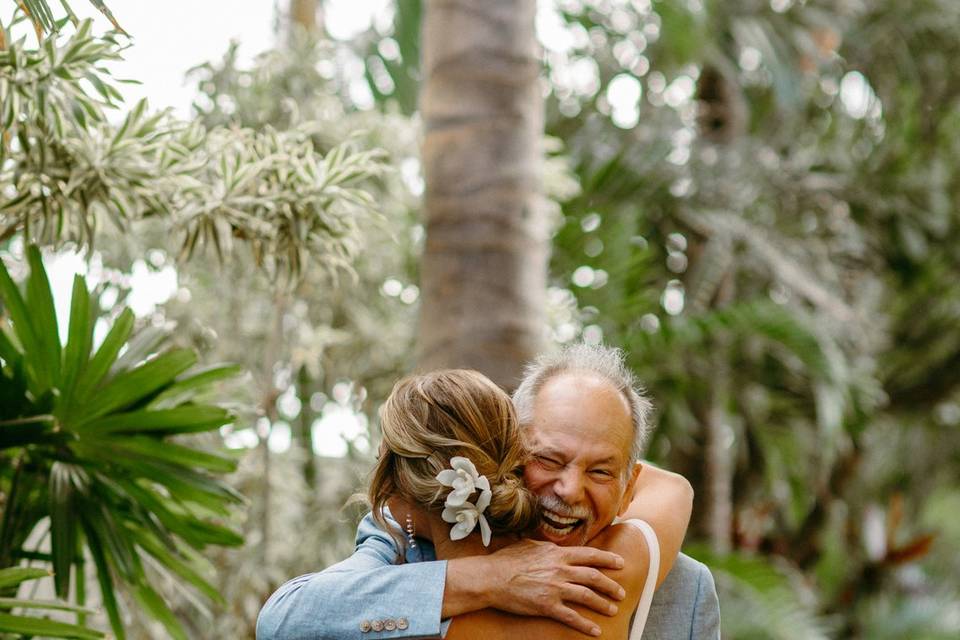 Sugar Beach Wedding First Look