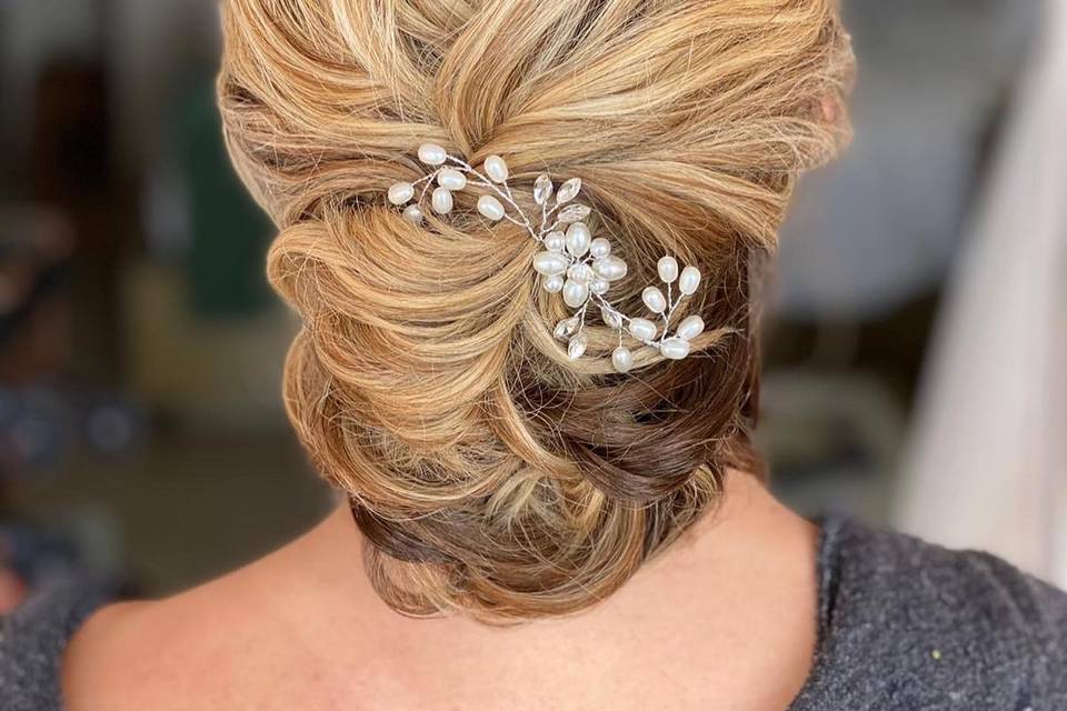 Wedding hair