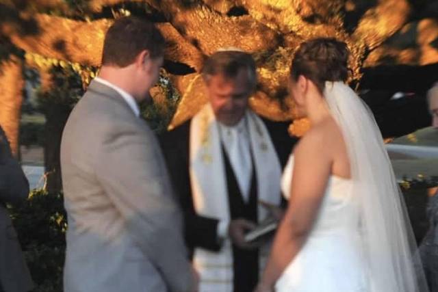 Rabbi Allan Tuffs