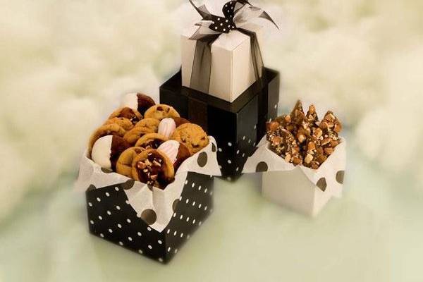 These delectable morsels each boast their own delicious flavors: from toasted almonds and rich toffee to plump and juicy raisins to satiny icing, rich chocolate, creating a tempting display of utter decadence.
http://www.heidisheavenlycookies.com/products/Heavenly_Pleasures-17-7.html