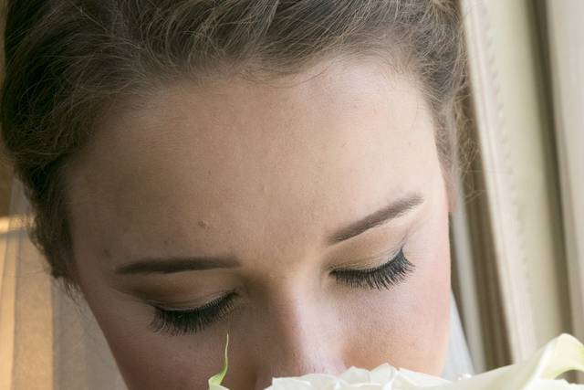 Blooming white roses