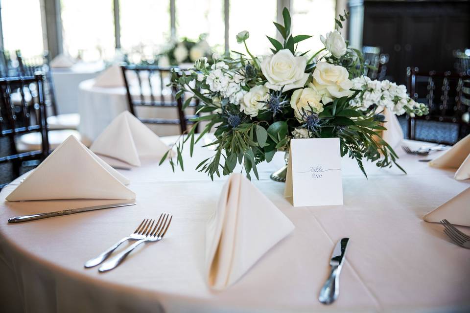 Medium centerpiece