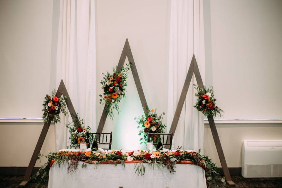 Sweetheart table