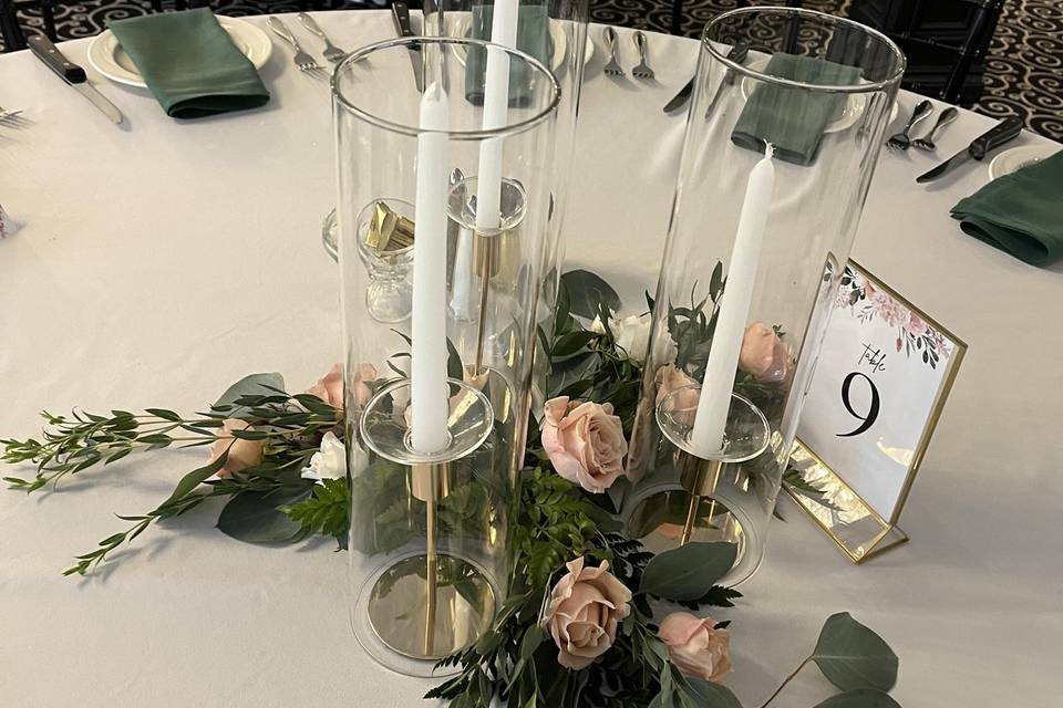 Medium centerpiece