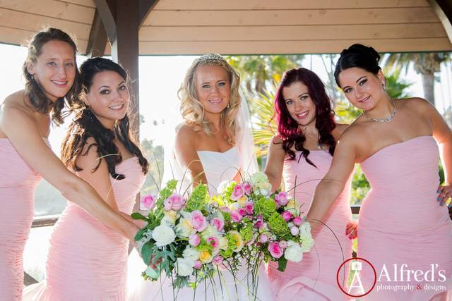 bride with her bridesmaids at Laguna Beach, CA