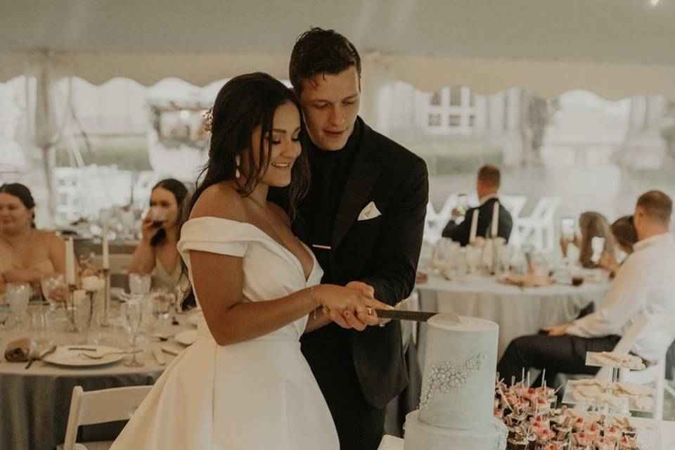 Wedding cake & dessert shooter