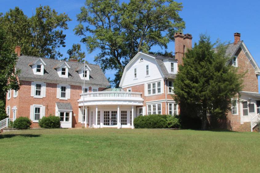 Exterior view of the Eagle Manor