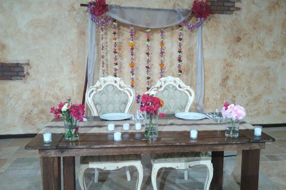 Sweetheart table