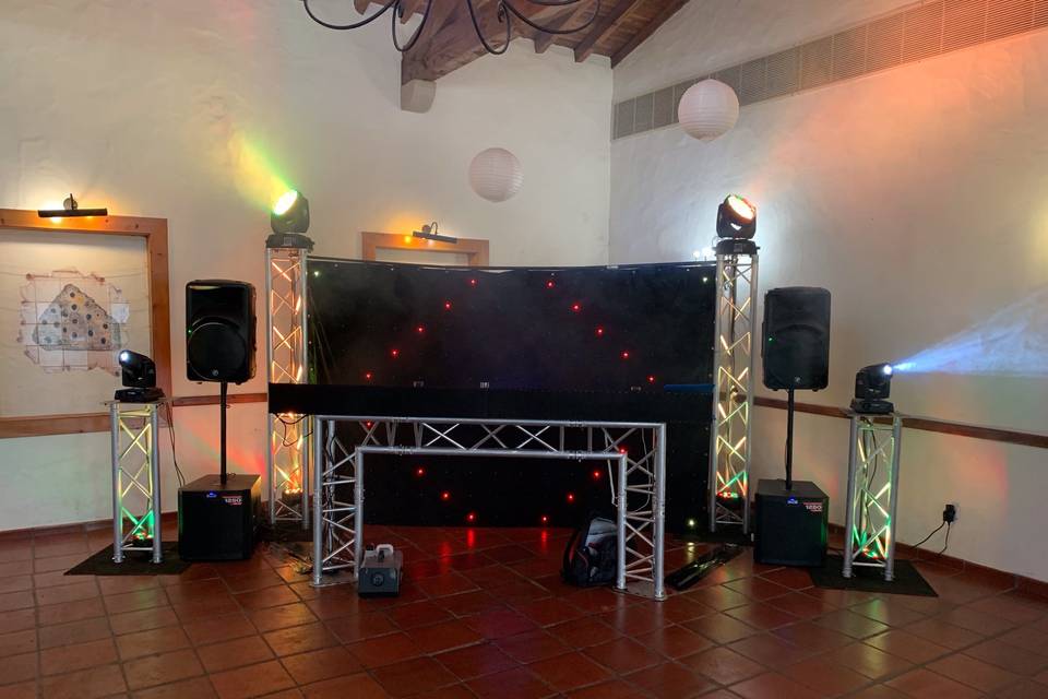 SET UP FOR DJ