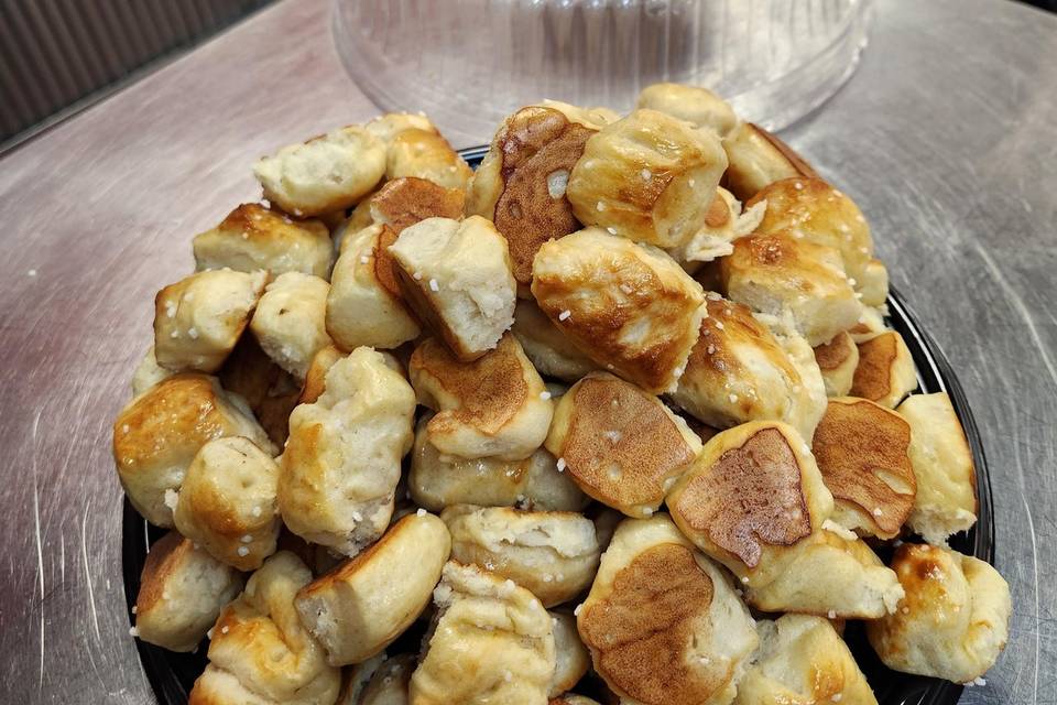 Pepperoni and Cheese Bites