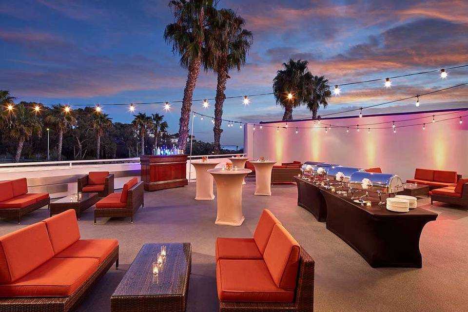 Cocktail Hour on Palm Deck