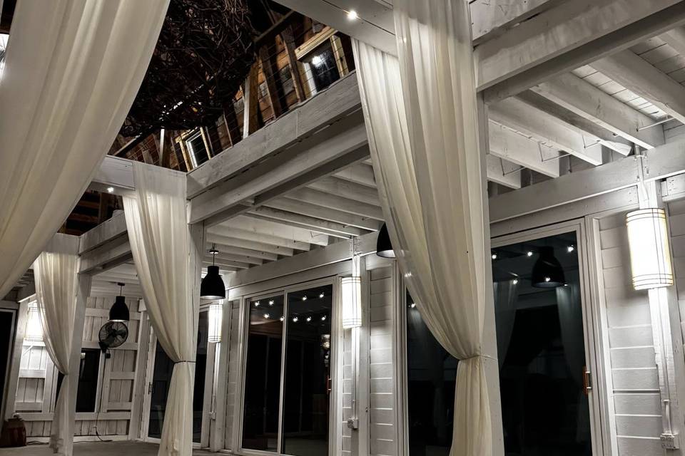 Inside Venue Noir
