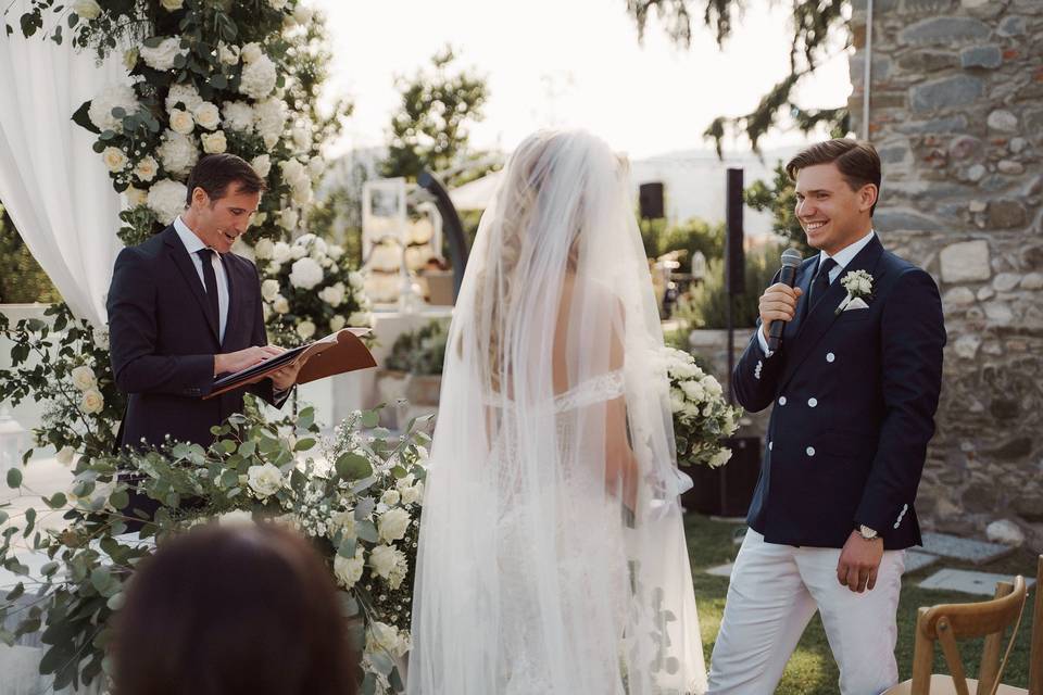 Wedding symbolic ceremony