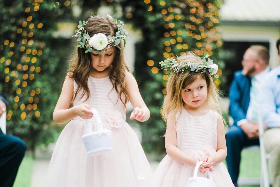 Flower girls - Starling Hope Photography