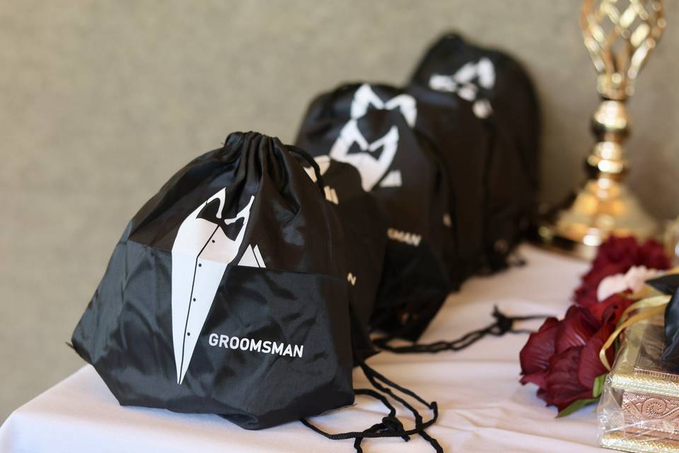 Groomsman hampers