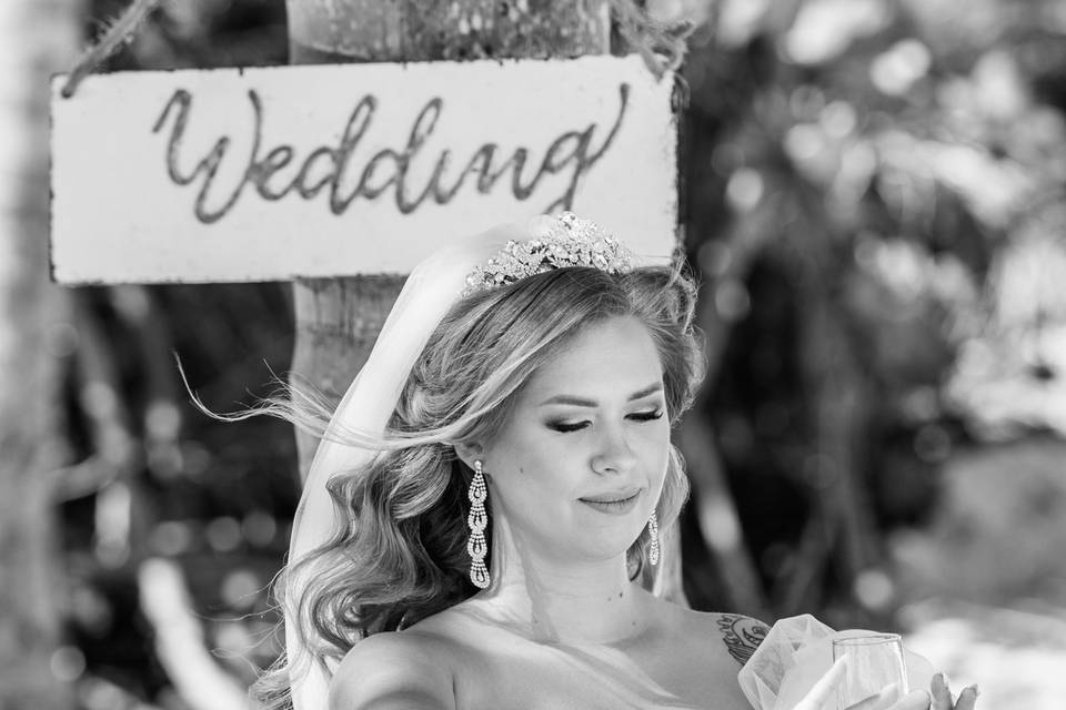 Beach wedding by CaribbeanPhot