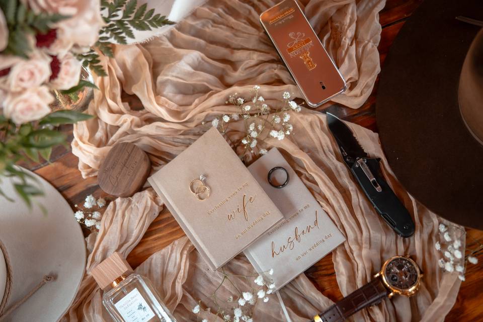 Flatlay details
