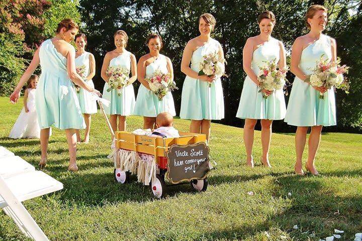 Bridesmaids and the cart