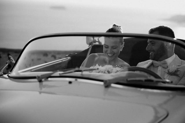 G & J Santorini wedding greece