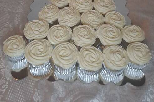 Wedding cupcakes