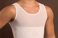 This men’s reshaper is designed to give you a firm abdominal support and to reinforce the lower back. It protects the spine from backaches and muscular fatigue, stimulates muscular toning in your abdomen. This shirt can reduce the waist up to two sizes and helps to give you a firm abdomen appearance.