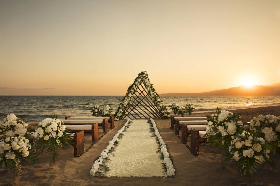 Krystal Grand Nuevo Vallarta by Bel Air Dreams Wedding