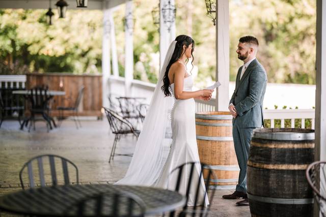 Bluemont Vineyard Weddings