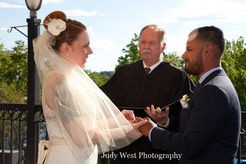 Exchanging rings