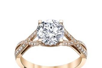 Gold diamond ring